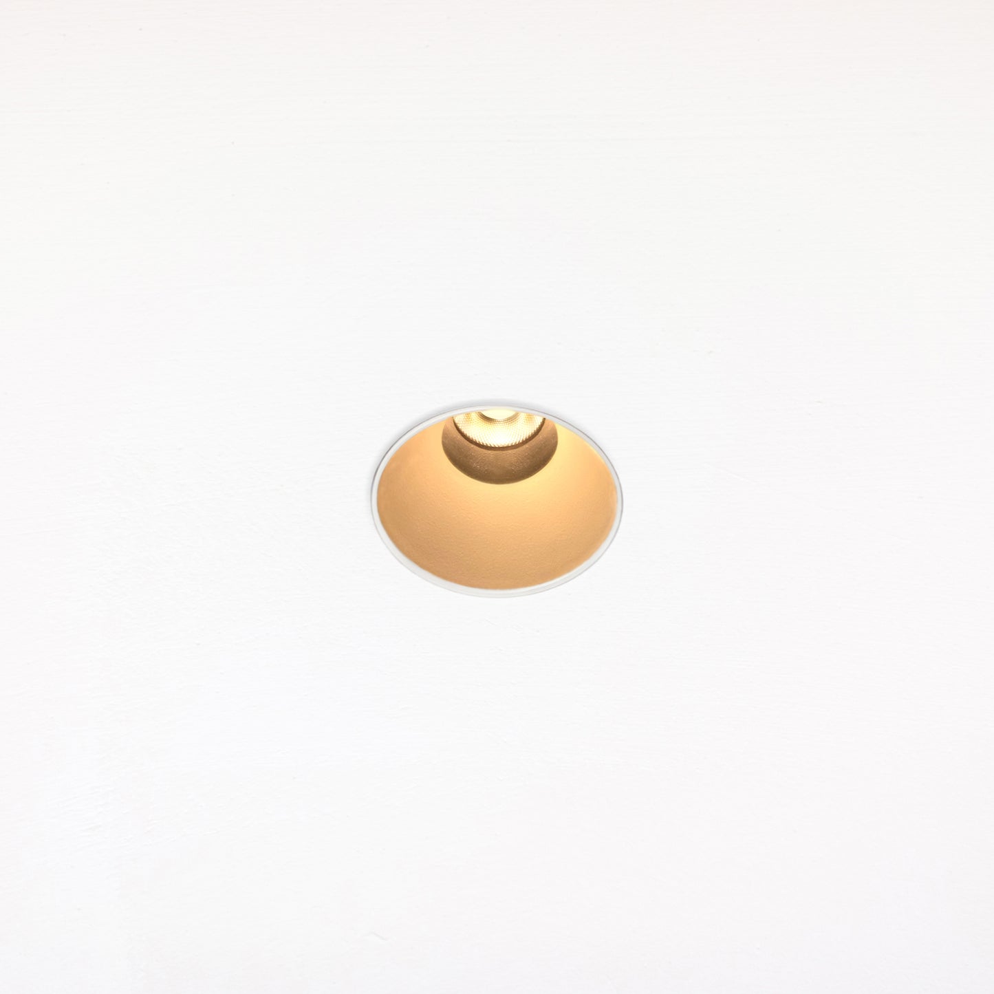 Trimless Recessed Downlight XUL XI - Medium 75mm